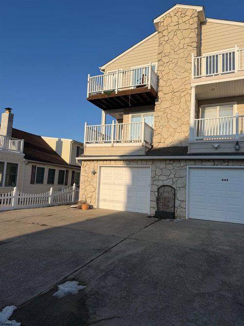 243 S 4th Street, Brigantine, NJ, 08203 | Card Image