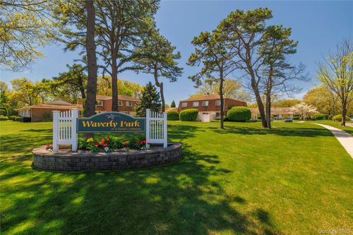 107 Storm Dr, Holtsville, NY, 11742-1912 | Card Image