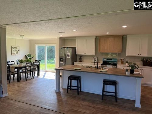 360 Wagontong Rd, Wagener, SC, 29164-8934 | Card Image