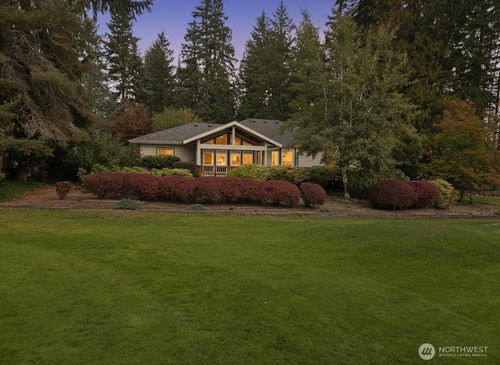 590 E Country Club Dr E, Union, WA, 98592-9703 | Card Image