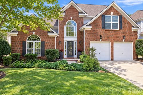 16215 Hollingbourne Rd, Huntersville, NC, 28078-5732 | Card Image