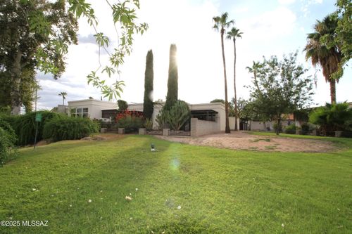 1370 N Via Ronda Oeste, Tucson, AZ, 85715-4830 | Card Image