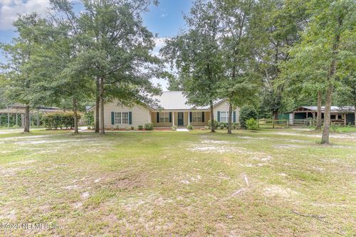 7269 Oak Ridge Dr, Glen St Mary, FL, 32040-3827 | Card Image