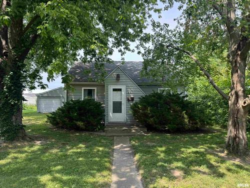 211 E Locust St, Chatham, IL, 62629-1434 | Card Image