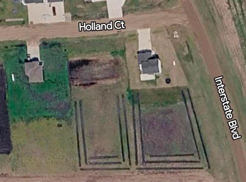 107 Holland Ct, Harwood, ND, 58042-2801 | Card Image