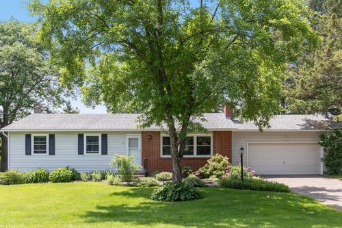 77 Sundown Dr, Williston, VT, 05495-9118 | Card Image
