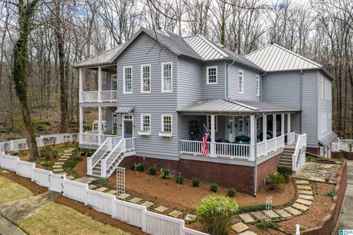 100 Randolph Rd, HAYDEN, AL, 35079-7049 | Card Image