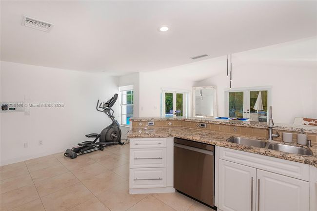 0 - 9431 Sw 212 Th Ter, House other with 4 bedrooms, 3 bathrooms and null parking in Cutler Bay FL | Image 30