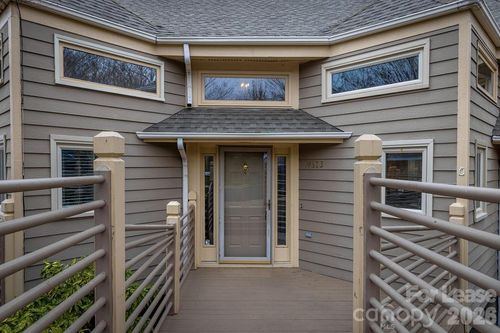 14623 Waterside Dr, Charlotte, NC, 28278-7355 | Card Image