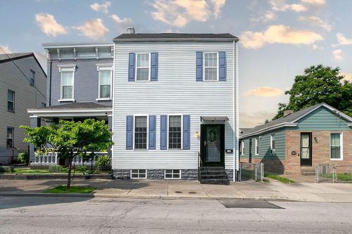 718 Central Ave, Newport, KY, 41071-1223 | Card Image