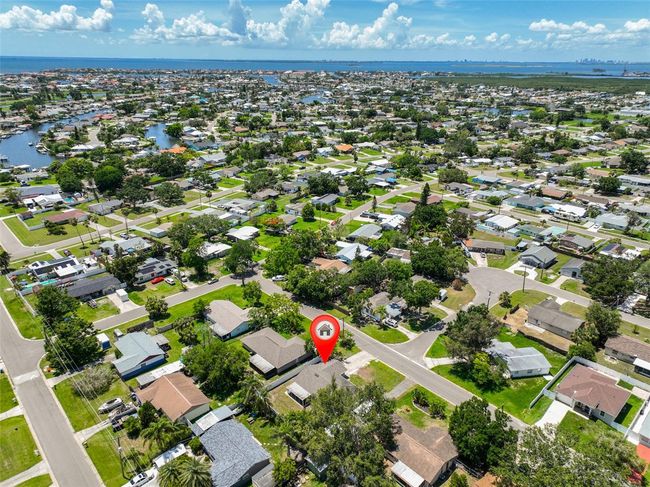540 Firefly Ln, House other with 3 bedrooms, 2 bathrooms and null parking in APOLLO BEACH FL | Image 12