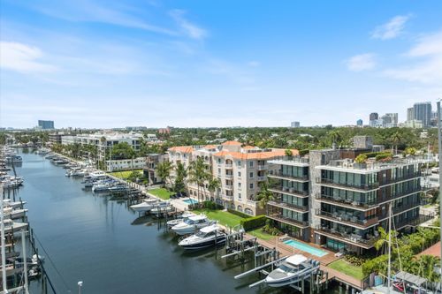 ph401-124 Hendricks Isle, Fort Lauderdale, FL, 33301-4621 | Card Image