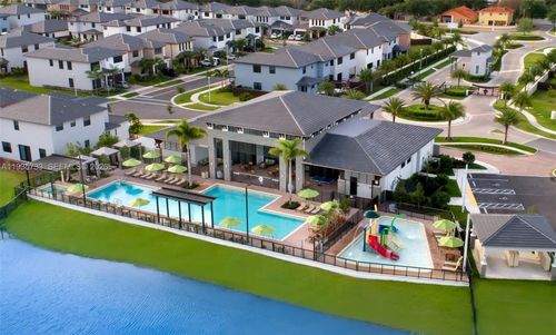 9143-9143 Nw 161st St, Miami Lakes, FL, 33018-1425 | Card Image