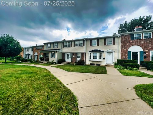 383-19585 Mariner Ct, Northville, MI, 48167-2507 | Card Image