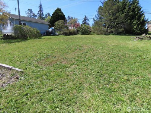 1310 S Montesano St, Westport, WA, 98595-9508 | Card Image