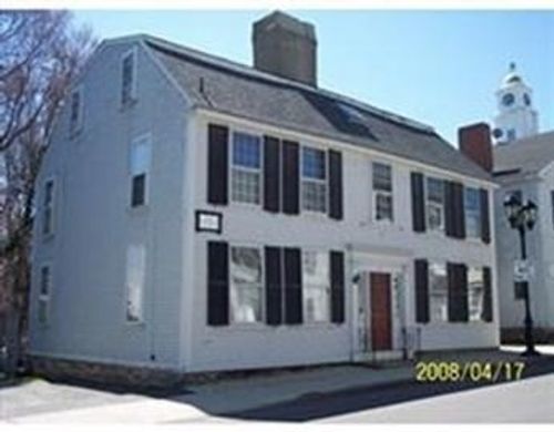 3-21 Leyden St, Plymouth, MA, 02360-3305 | Card Image