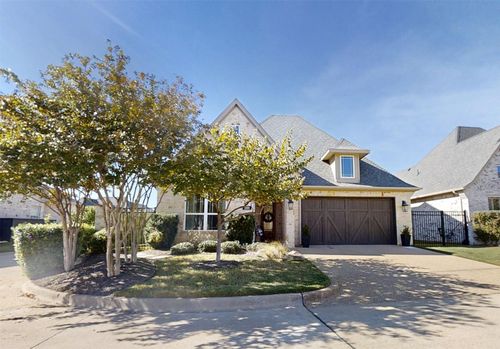 2401 Vineyard Dr, Granbury, TX, 76048-1494 | Card Image