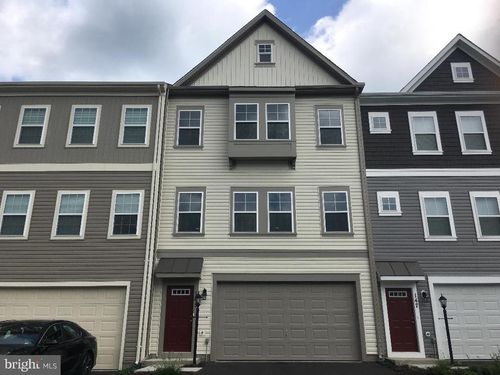 145 Jewel Box Dr, STEPHENSON, VA, 22656-2091 | Card Image