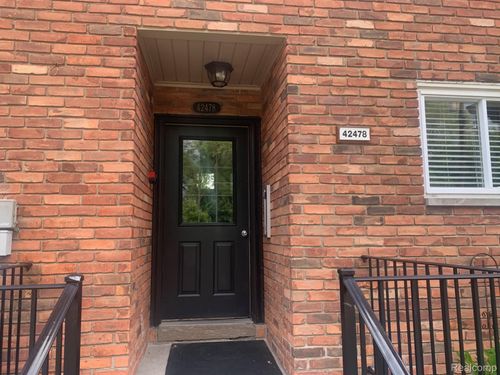 d2-42478 Woodward Avenue Avenue, Bloomfield Charter Township, MI, 48304 | Card Image