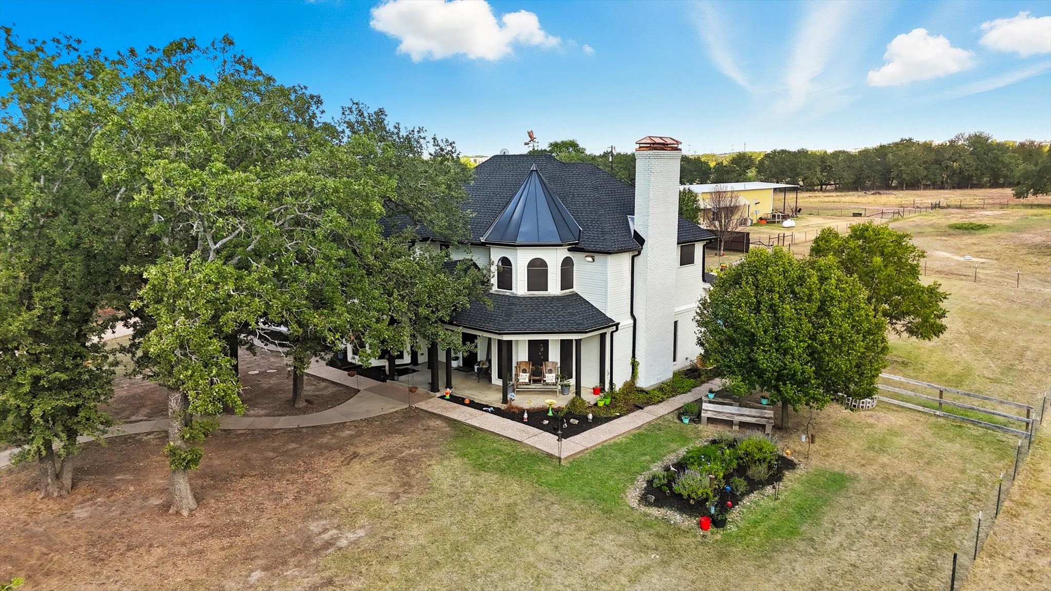 Residential in Hudson Oaks 3