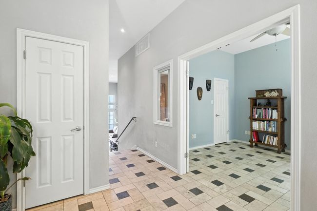 UNIT-185 - 2918 Ranch Road 620 N, Condo with 3 bedrooms, 3 bathrooms and null parking in Austin TX | Image 6