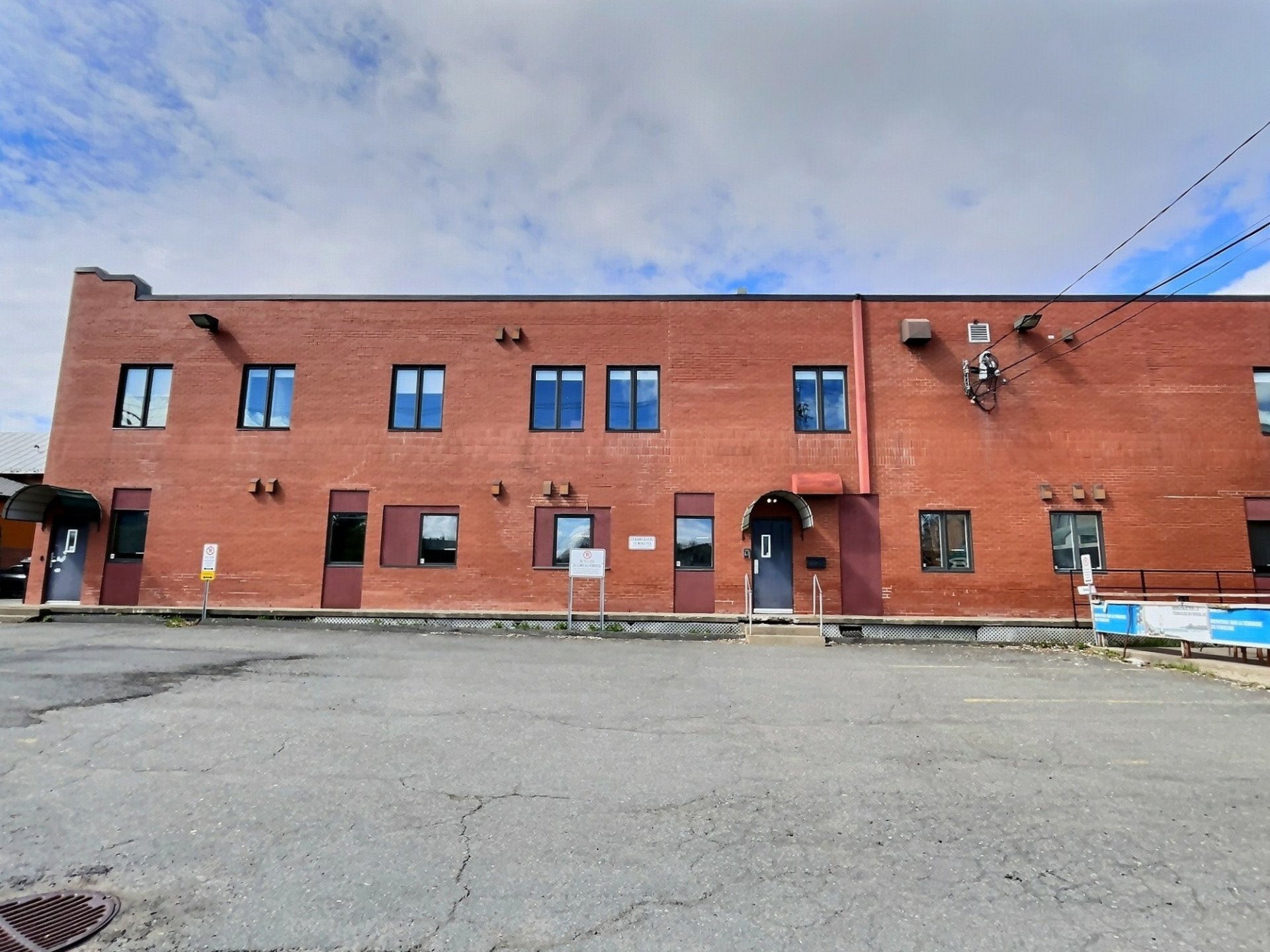Commercial Lease in Plessisville - Ville 5