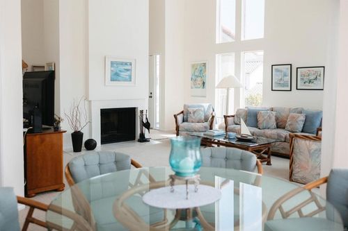 66 Kingston Ct W, Coronado, CA, 92118-3332 | Card Image