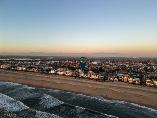 Sunset Beach is perfectly positioned between Huntington Beach and Long Beach, offering the best of both worlds with a quiet beach lifestyle and easy access to city amenities. | Image 53