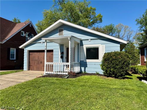 707 Jeanette Ave, Steubenville, OH, 43952-1294 | Card Image
