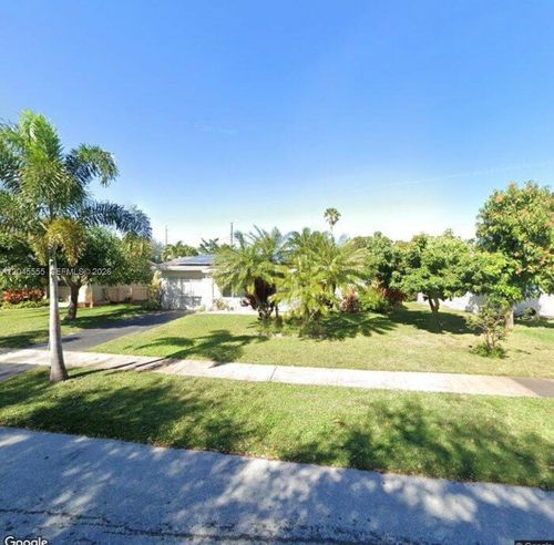 6321 Thomas St, Hollywood, FL, 33024-4132 | Card Image