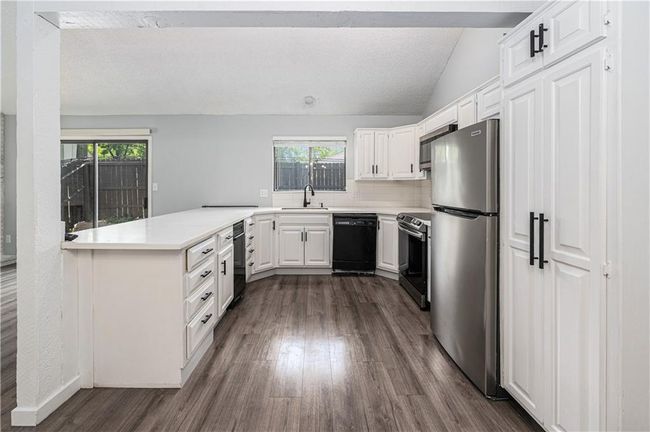 5980 N Bellefontaine Ave, Townhouse with 3 bedrooms, 3 bathrooms and null parking in Gladstone MO | Image 7