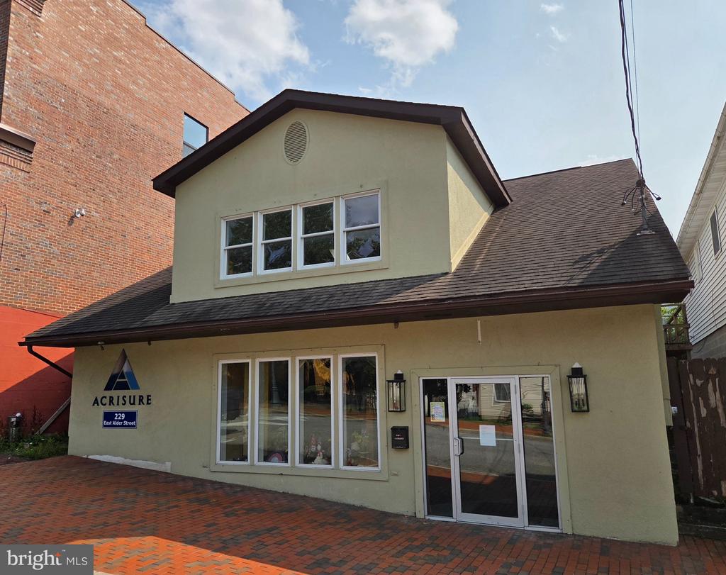 229 E Alder St, Oakland, MD 21550