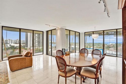 8k-19355 Turnberry Way, Aventura, FL, 33180-2540 | Card Image