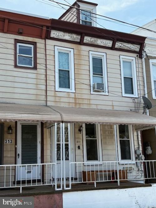 311 Northmont Ave, HAMBURG, PA, 19526-1524 | Card Image