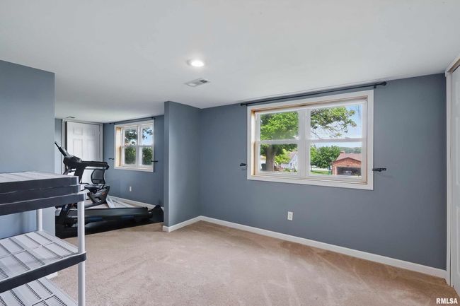21704 283 Rd Ave, House other with 4 bedrooms, 3 bathrooms and null parking in Le Claire IA | Image 42