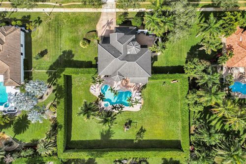 15752 Sw 15th St, Weston, FL, 33326-5035 | Card Image