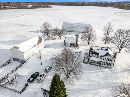 19561 Fawn River Rd, White Pigeon, MI, 49099-8725 | Card Image
