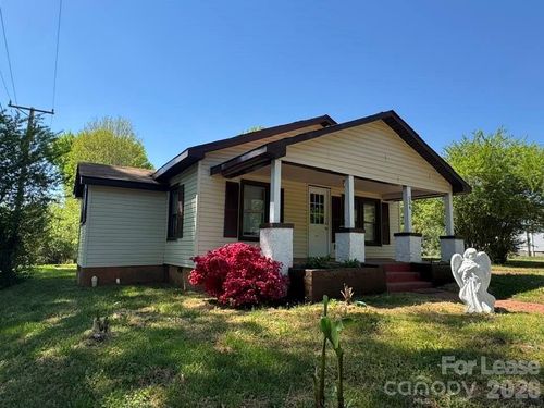 534 Logan St, Statesville, NC, 28677-5024 | Card Image