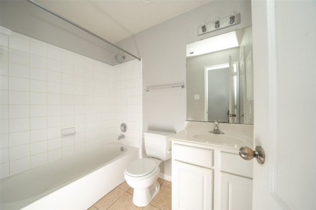30210 Deleon Fields Dr, House other with 3 bedrooms, 2 bathrooms and 2 parking in Spring TX | Image 18