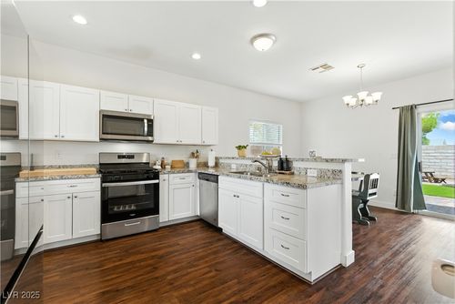 7628 Catalina Harbor St, Las Vegas, NV, 89131-3646 | Card Image