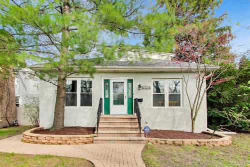 1619 Fowler Ave, Evanston, IL, 60201-3956 | Card Image