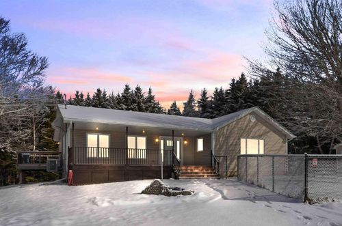 15 Porterfield Dr, Porters Lake, NS, B3E1L8 | Card Image