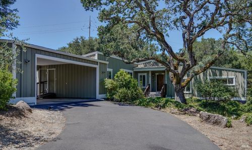 3 Oak Grove Way, Napa, CA, 94559-2111 | Card Image