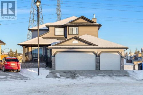 330 W Creek Springs, Chestermere, AB, T1X1R7 | Card Image