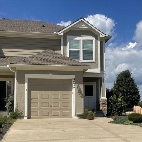 34072 W 90th Cir, De Soto, KS, 66018-8500 | Card Image