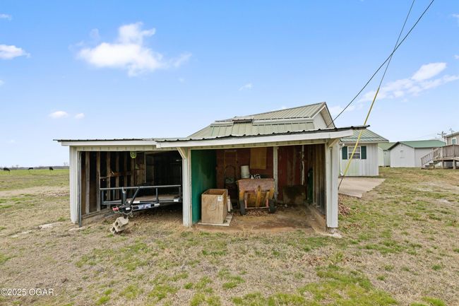 2822 Hwy Yy, House other with 3 bedrooms, 2 bathrooms and null parking in LaRussell MO | Image 16