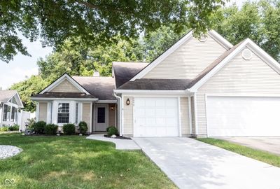 8890 Trager Court, House other with 2 bedrooms, 2 bathrooms and null parking in Indianapolis IN | Image 2