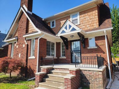 3669 Devonshire Road, Home with 3 bedrooms, 2 bathrooms and null parking in Detroit MI | Image 1