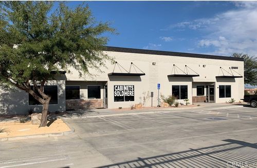 a-10690 G Ave, Hesperia, CA, 92345 | Card Image