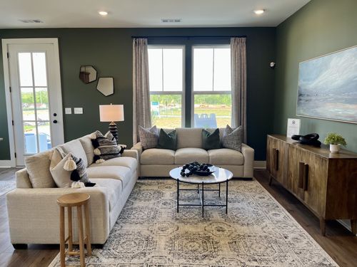 130 Valentine Aly, Nashville, TN, 37218-3059 | Card Image